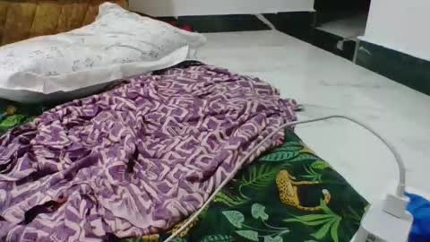 Snapshot of sweetblacklady chatting on October 18, 2:05 am MELVIN online show from October 18, 2:05 am