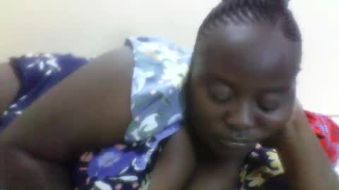 Snapshot of sweetblacklady chatting on February 21, 1:33 pm MELVIN online show from February 21, 1:33 pm