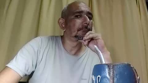 sweetcuervo independent model online show from March 29, 5:42 am