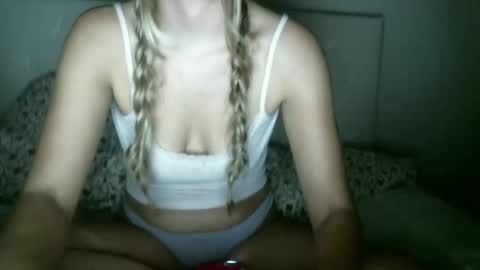 sweetdaiisy online show from November 4, 9:10 am