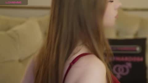 Amelia online show from December 3, 12:28 pm