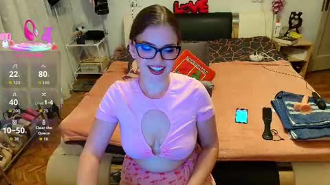 Sweetdevil0810 online show from July 6, 6:10 pm