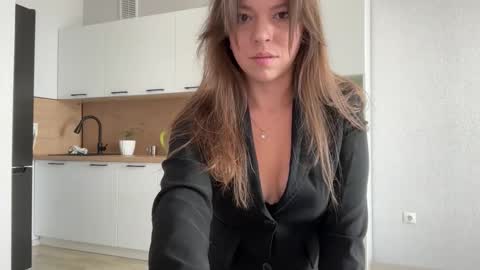 Vicktorious online show from September 12, 9:00 am