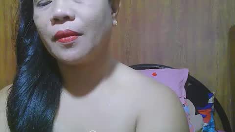 sweeteyes69xx online show from August 2, 2:24 am