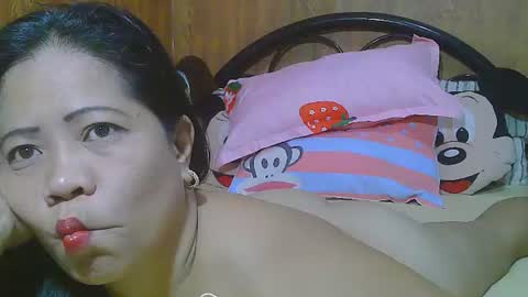 sweeteyes69xx online show from June 16, 5:44 am