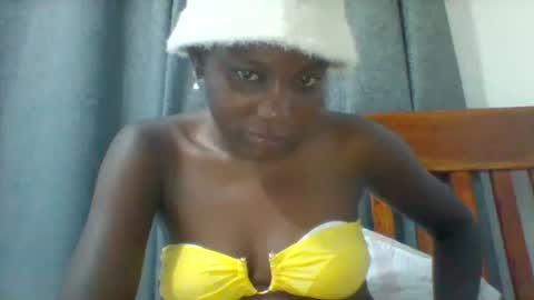 Snapshot of sweetfel chatting on September 28, 12:08 am sweetfel online show from September 28, 12:08 am
