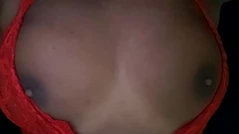 Snapshot of sweetgirl23232 chatting on February 20, 2:51 am Sandy online show from February 20, 2:51 am