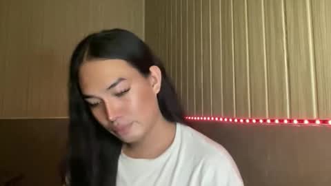 sweetgirl_rhainexxx online show from May 4, 3:51 pm