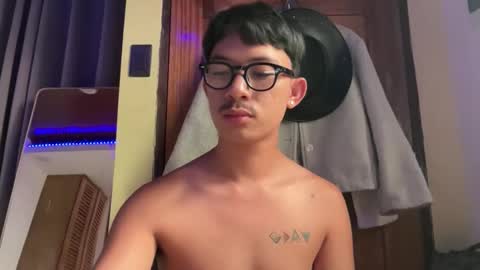 khrayan online show from December 3, 11:38 pm