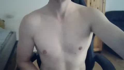 sweetguy8210 online show from June 13, 7:41 am