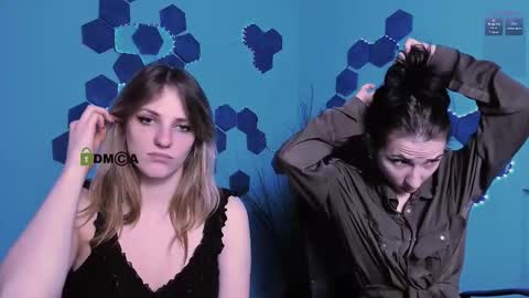 Chloe online show from January 14, 10:23 am