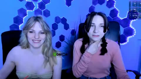 Chloe online show from April 11, 6:56 pm