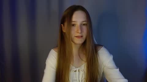 Annie online show from September 10, 7:26 pm