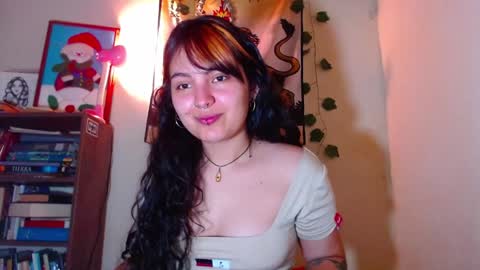 Snapshot of sweetie_maryy chatting on December 15, 8:25 pm Maria  my insta sweetie maryy   online show from December 15, 8:25 pm