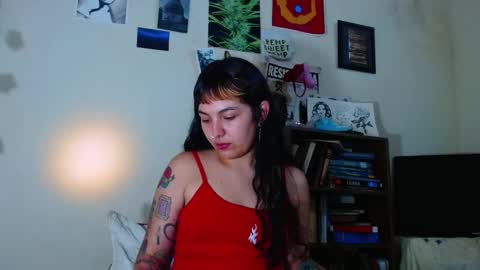 Snapshot of sweetie_maryy chatting on February 24, 6:47 pm Maria  my insta sweetie maryy   online show from February 24, 6:47 pm
