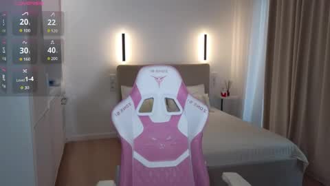 bratty gf online show from April 15, 4:16 am