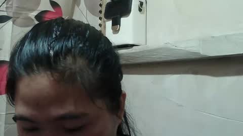 sweetiecummer318712 online show from February 20, 10:39 am