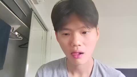 sweetiepuppy421 online show from January 19, 1:37 am