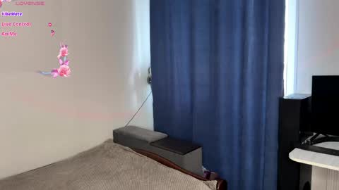 sweetilun online show from April 13, 11:58 am