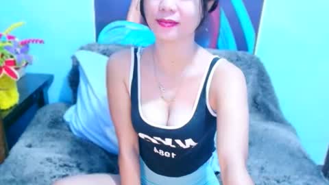 jona online show from September 15, 11:28 pm