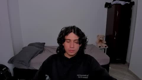 Lian online show from February 22, 7:38 pm