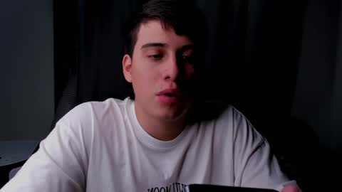 Lian online show from December 15, 3:24 am