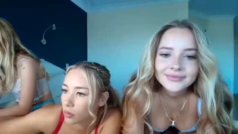 Dolly online show from November 5, 1:40 am