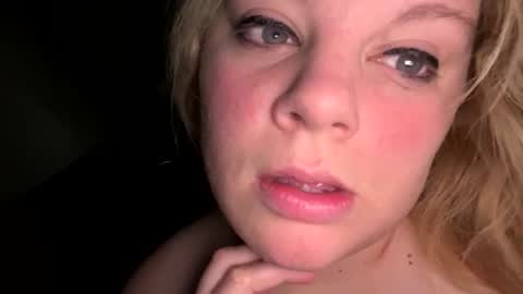 Lisa  online show from April 5, 4:48 pm