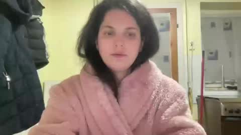 Snapshot of sweetmandyy chatting on December 7, 10:12 pm sweetmandyy online show from December 7, 10:12 pm