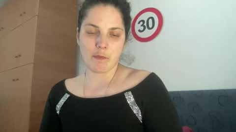 Snapshot of sweetmandyy chatting on March 11, 1:01 pm sweetmandyy online show from March 11, 1:01 pm