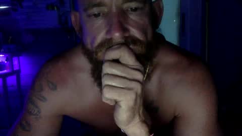 WeAim2PZzz online show from February 22, 1:24 pm