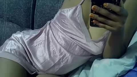 queen online show from October 11, 5:45 am