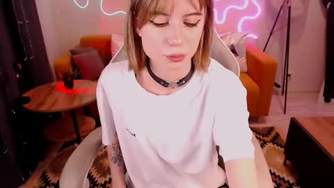 Snapshot of sweetrichal chatting on October 24, 8:53 pm sweetrichal online show from October 24, 8:53 pm