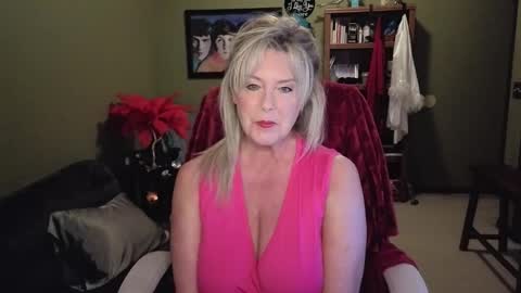 Snapshot of sweetsexyjane_ chatting on October 20, 8:03 pm Janie online show from October 20, 8:03 pm