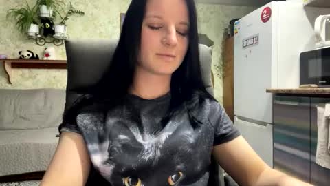 Sweet Shy online show from April 4, 6:26 pm