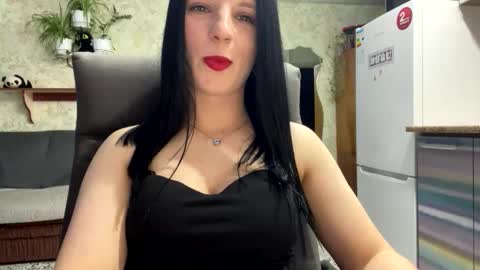 Sweet Shy online show from March 25, 8:15 pm