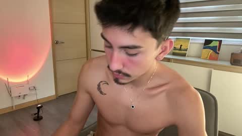 Andy  online show from November 20, 5:43 pm