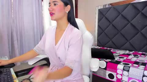 Snapshot of sweettyalondra chatting on February 23, 5:18 pm ALONDRA online show from February 23, 5:18 pm