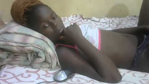 Snapshot of sweetvallerie chatting on February 11, 11:33 pm sweetvallerie online show from February 11, 11:33 pm