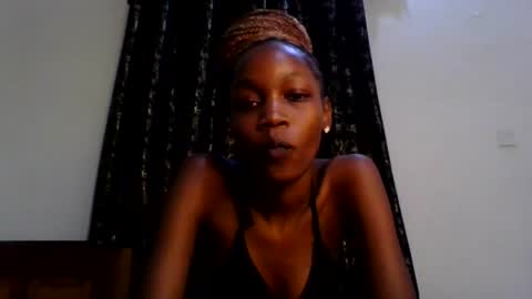 Vickky online show from June 12, 10:47 am