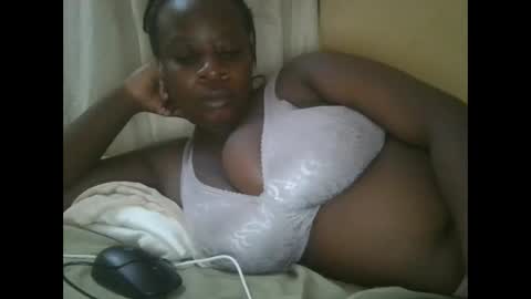 sweetyass25 online show from November 30, 6:48 pm