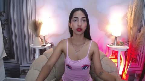 LAURA online show from November 22, 12:03 pm