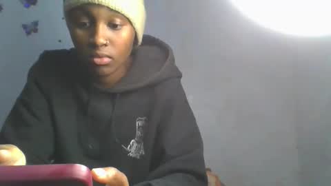 sweetypussy01 online show from October 18, 6:56 pm