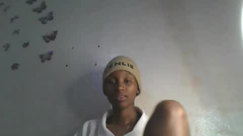 sweetypussy01 online show from October 15, 6:53 pm