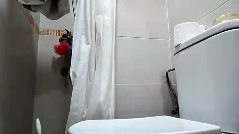 Silvia online show from April 24, 5:15 pm