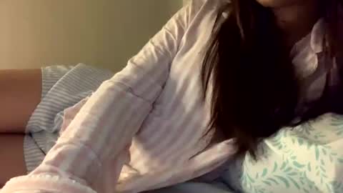 Shytgirl online show from July 29, 10:15 am