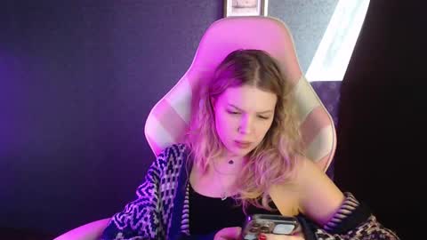 Hannah VACATION 17 - 27 AUGUST online show from February 27, 10:55 am