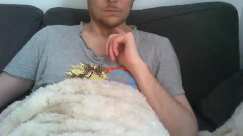 M online show from March 13, 3:04 pm