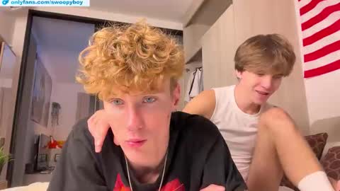 swoopyboy online show from November 23, 4:49 pm