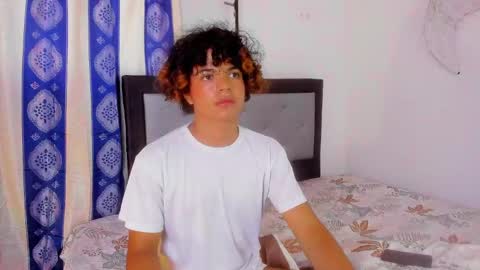 swwet_boy online show from December 26, 1:54 pm